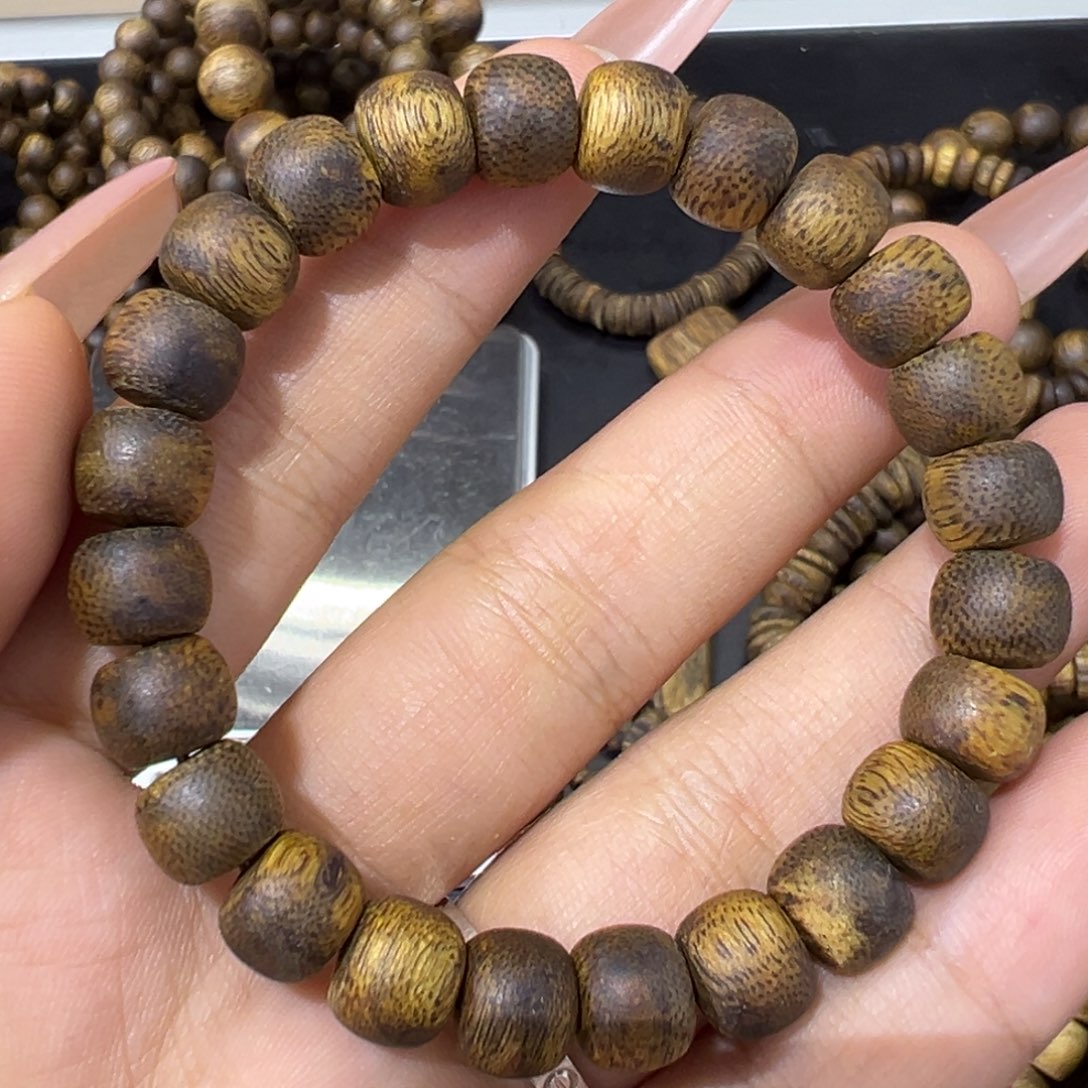 沉香沉香碎屑看*0.9  7