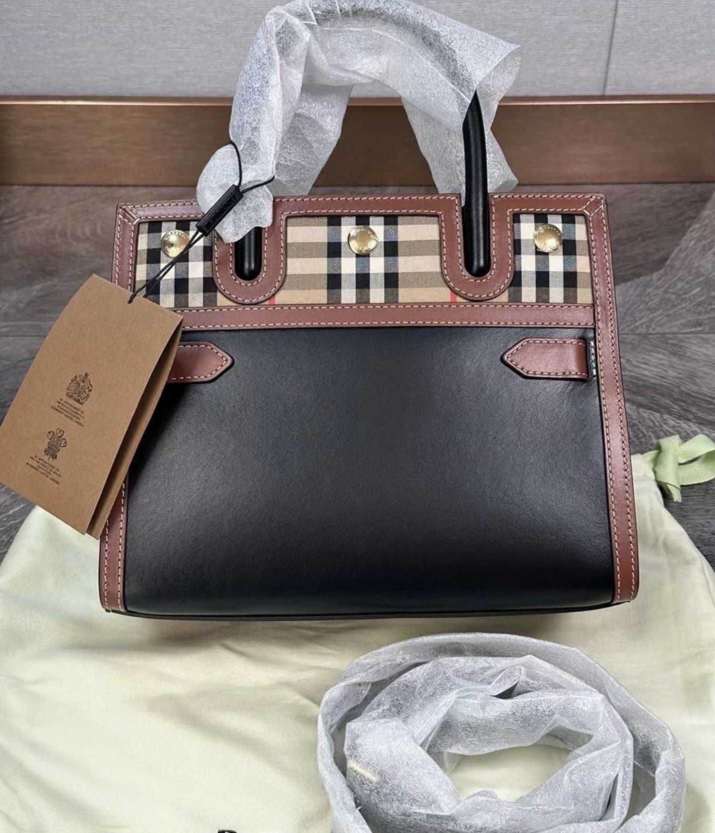 全新未使用 BURBERRY/博柏利 蔚蓝/新款格纹 泰尔勒手袋