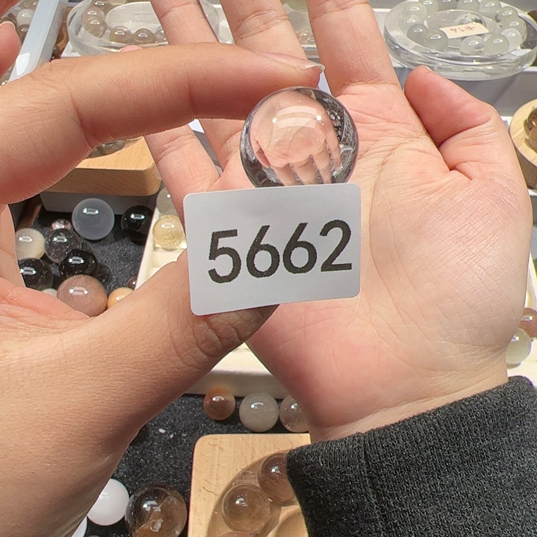 大型摆件（非配饰）未镶嵌水晶