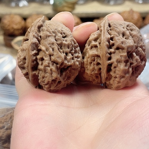 文玩核桃把件封妖楼带彩异形差尺37+