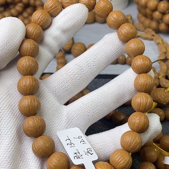 吊坠猴头核桃聚宝盆