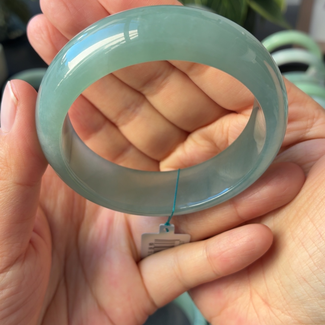 翡翠未镶嵌手镯天然