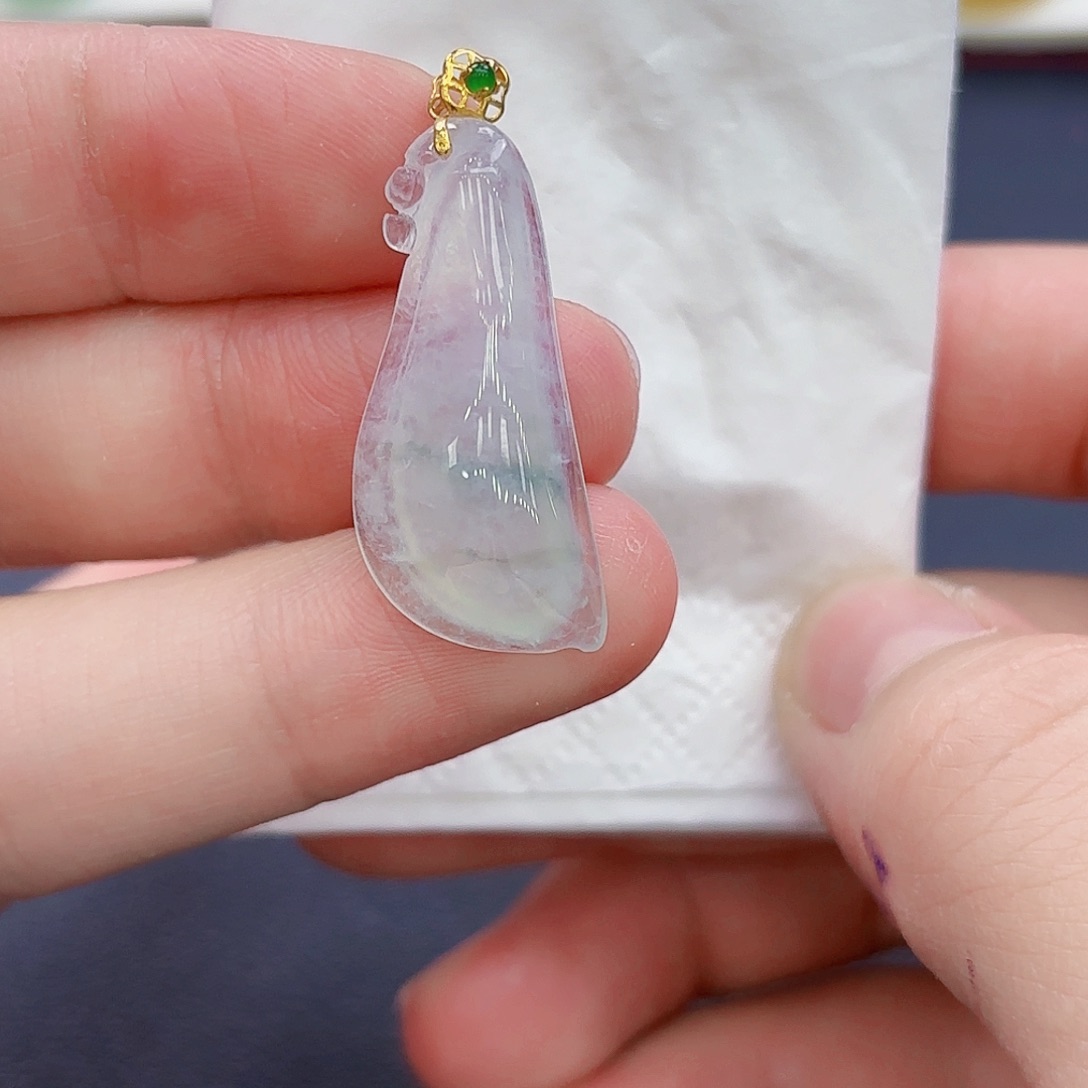 翡翠18K金镶嵌颈饰精品•吊坠