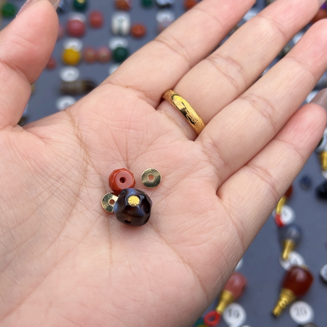 玛瑙/玉髓饰品未镶嵌友****！