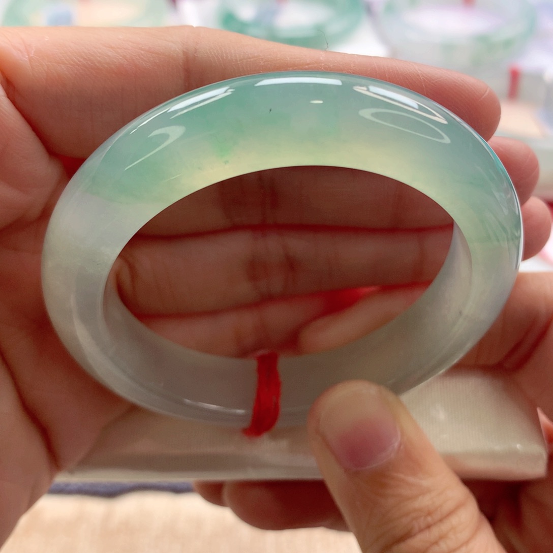 翡翠手镯未镶嵌50.3毕业超值一定要拍A