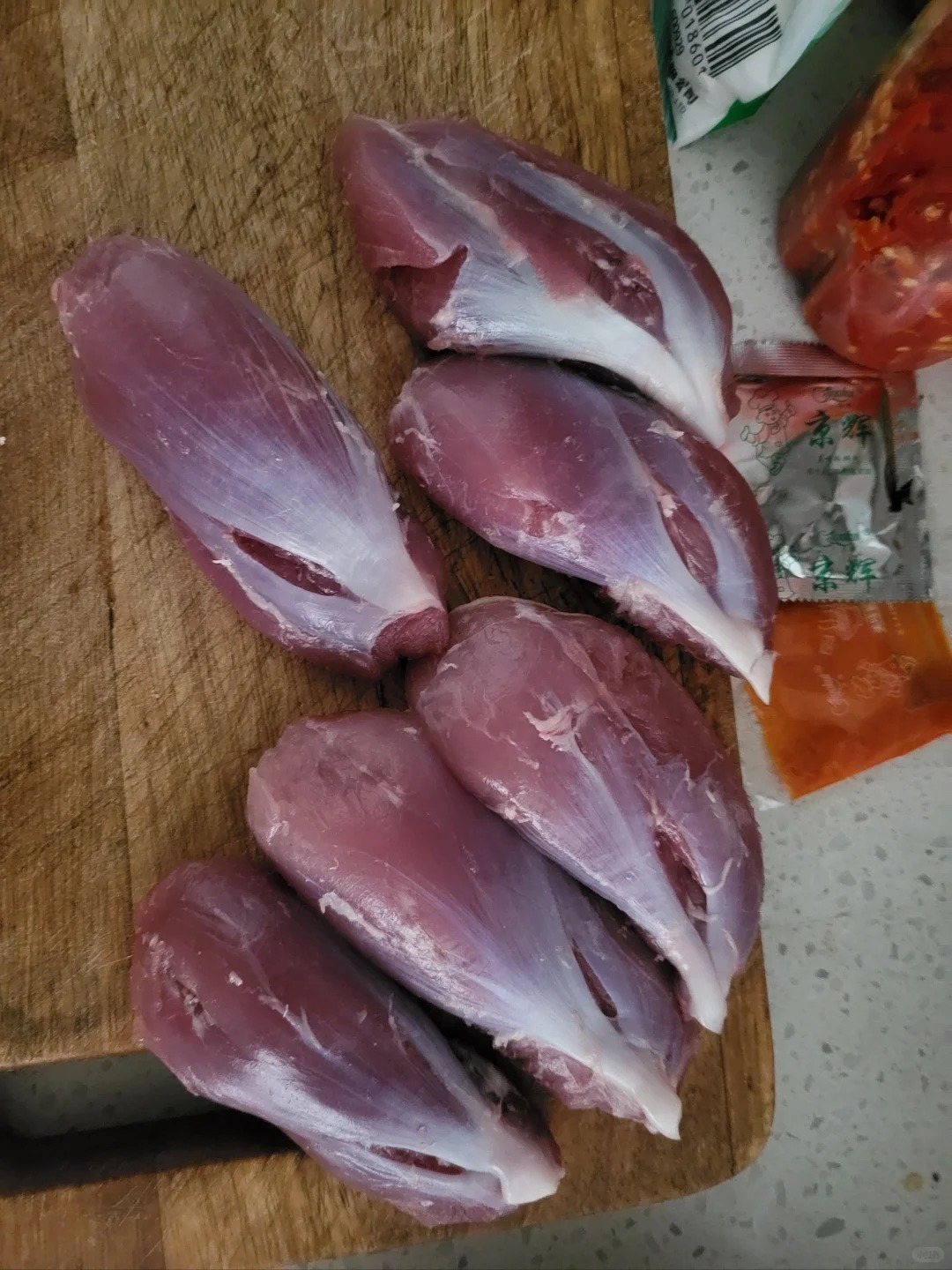 腱子肉大巴山农家散养跑山黑猪腱子肉顺丰4斤包邮