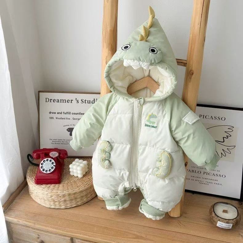 Z冬季上新男宝可爱恐龙造型加棉加厚长袖连体哈衣奶龙厚棉外出服