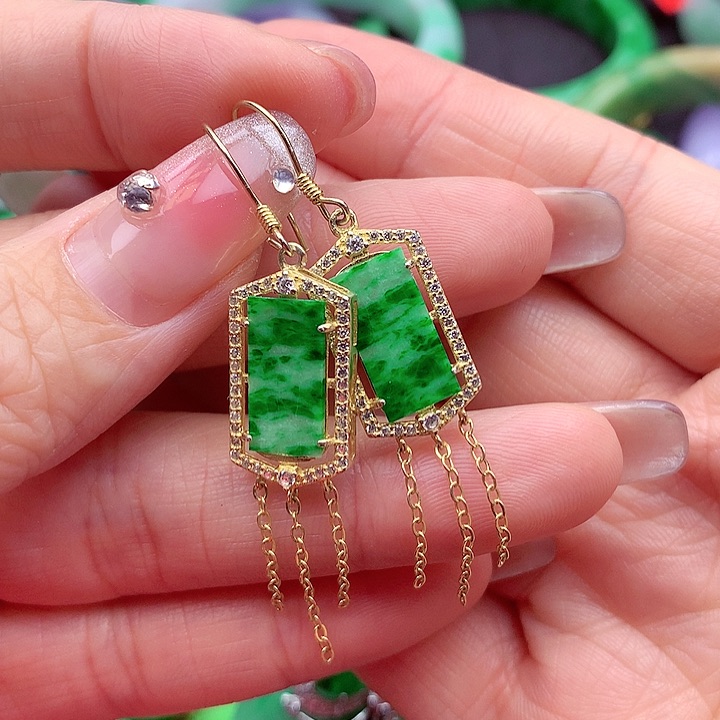 翡翠颈饰银S925镶嵌翡翠