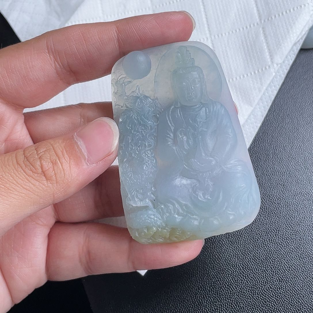 定制翡翠未镶嵌杰***！玉龙观音毛货无鉴赏期
