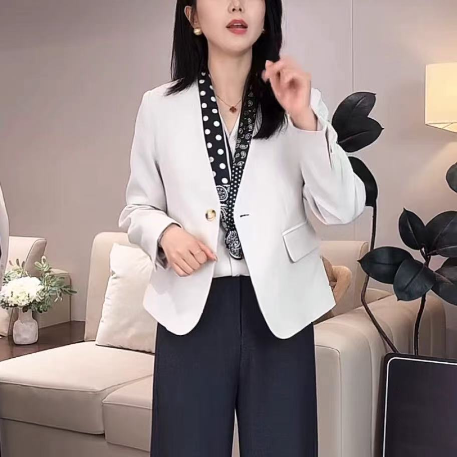 高档法式精致名媛外套女2025年春季新款修身显瘦减龄小个子短上衣