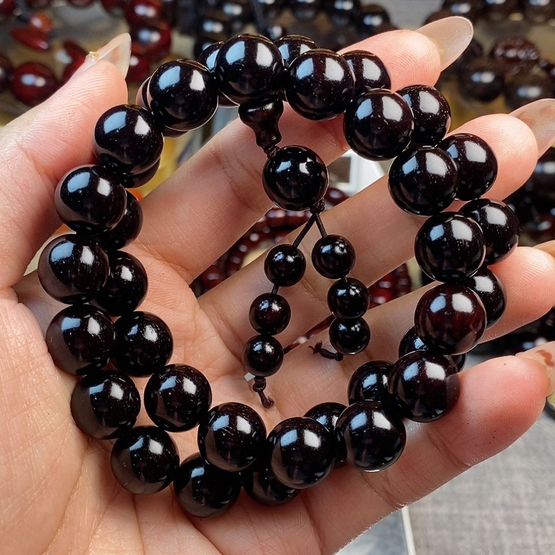 檀香紫檀（小叶紫檀）1.2手持