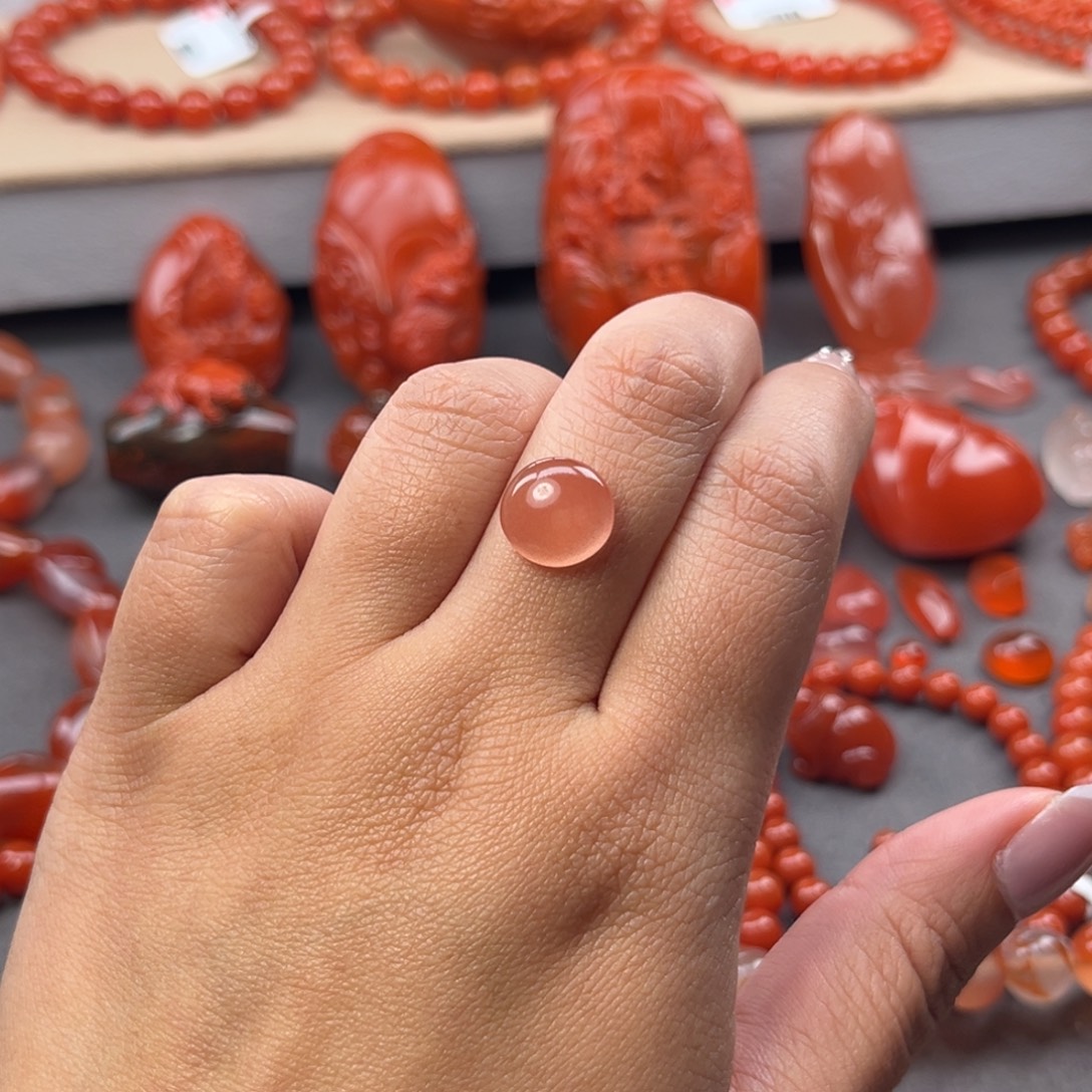 南红玛瑙未镶嵌颈饰