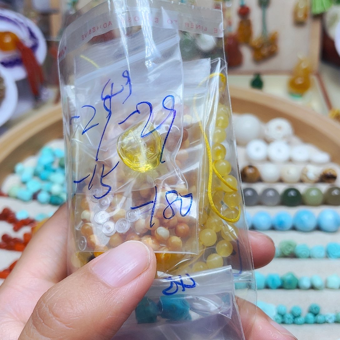 *****未镶嵌和田玉挂件订制
