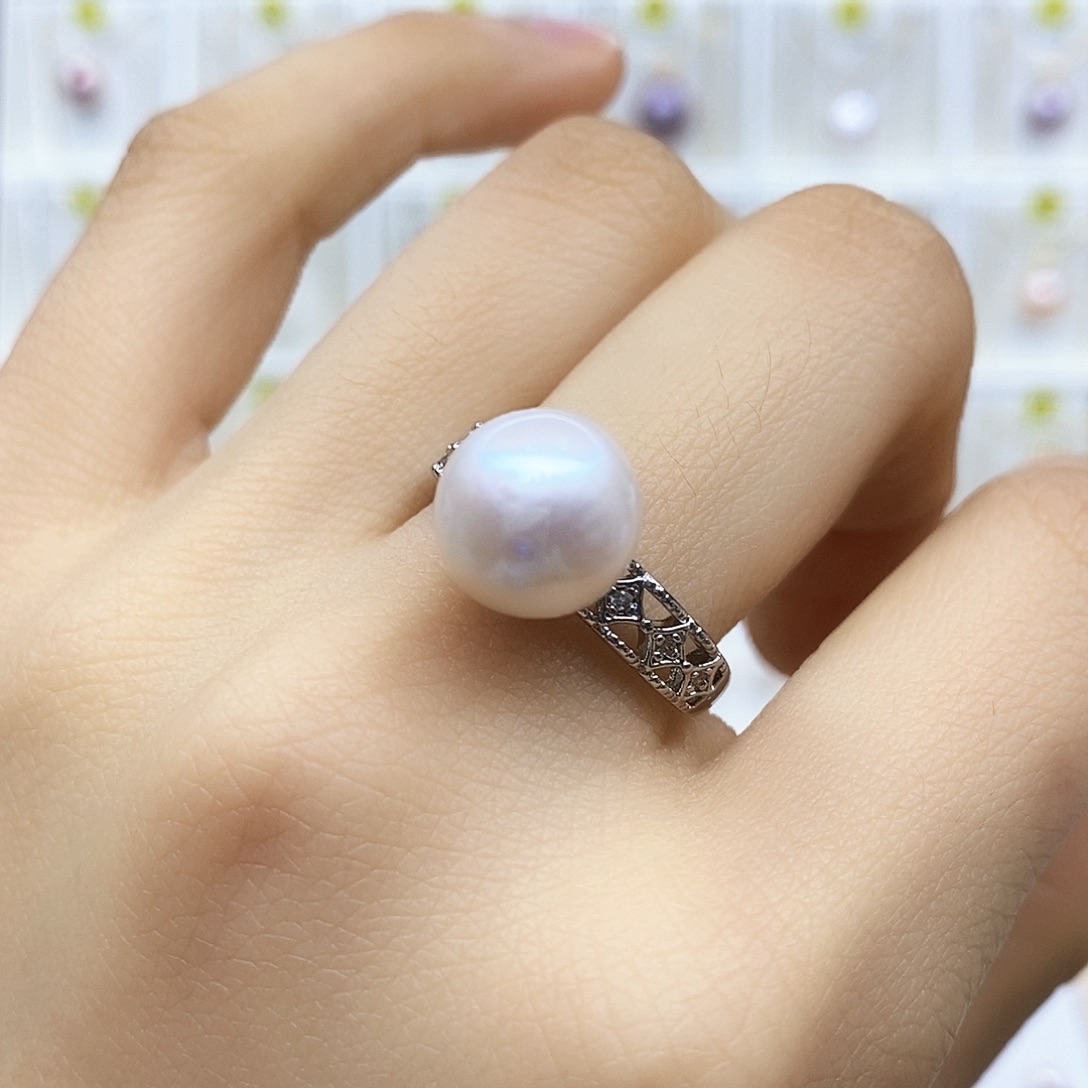 淡水珍珠颈饰合金