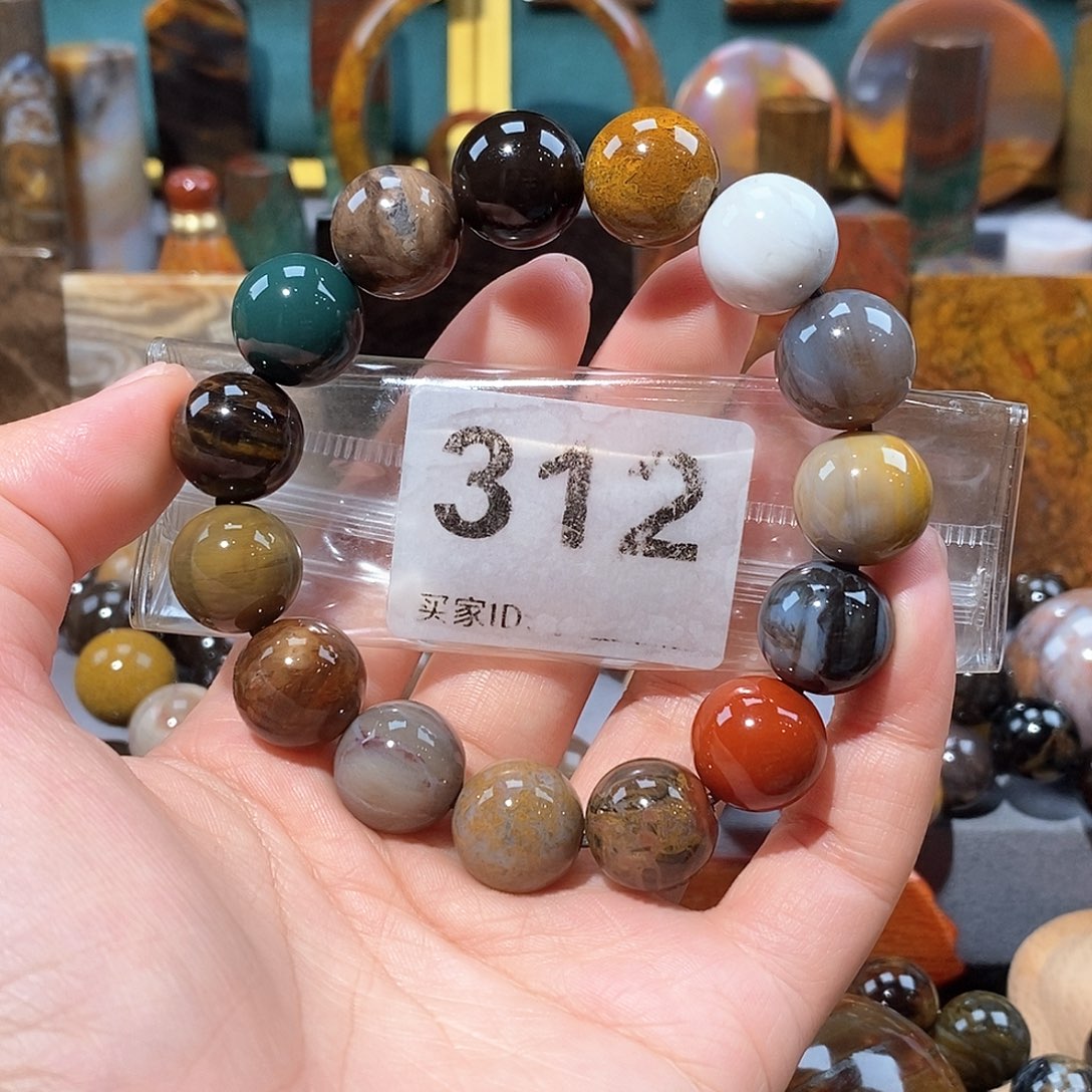 硅化玉天然北票硅化玉手串未镶嵌天然北票硅化玉手串