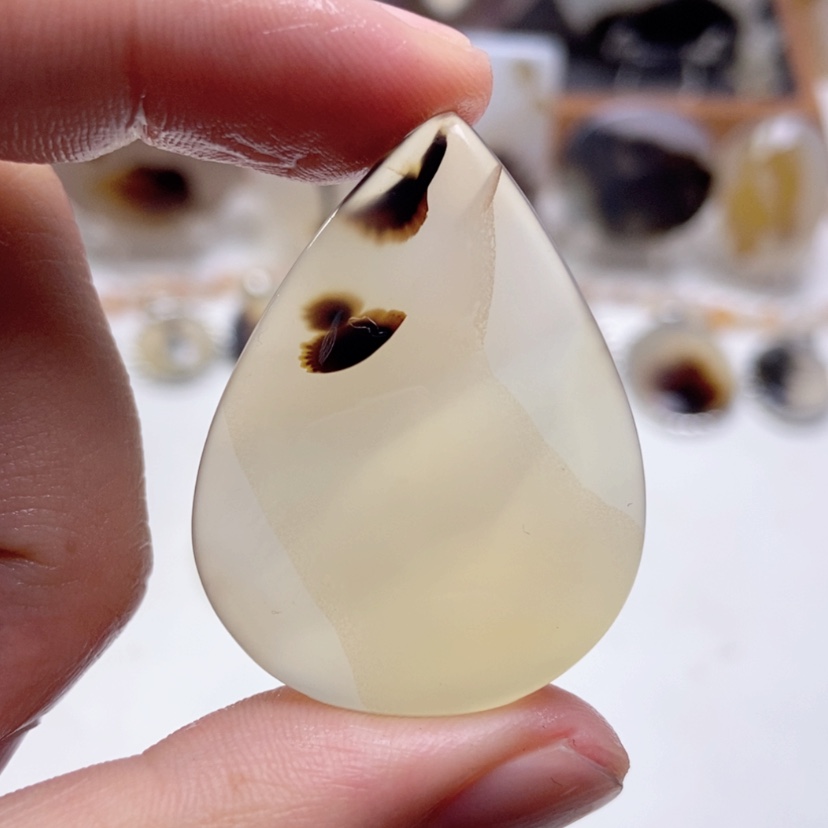 【闪购商品】玛瑙/玉髓颈饰未镶嵌