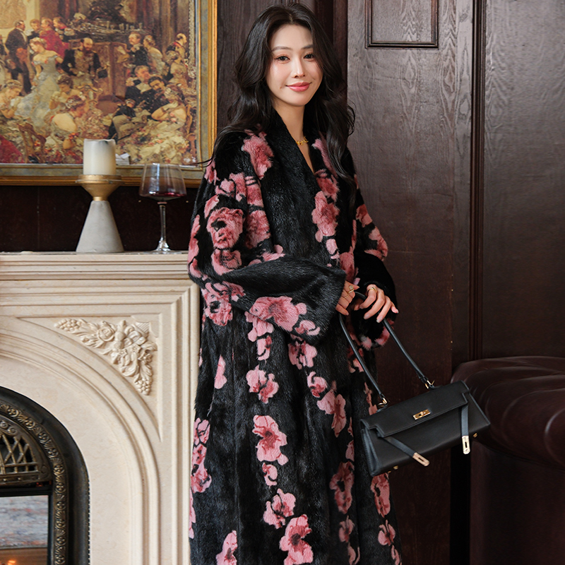 梅见【MJ】新款进口天鹅绒水貂皮草外套长款V领整貂貂皮大衣女2663