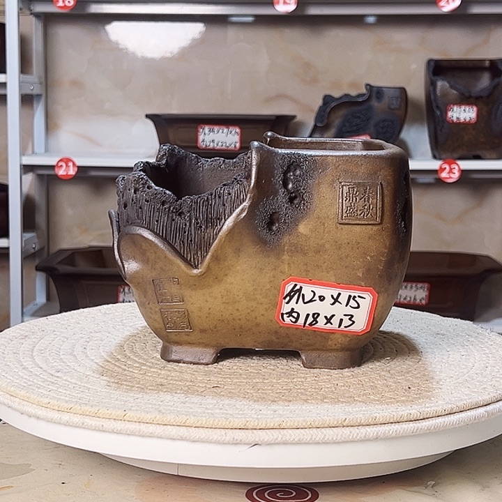 紫砂花盆紫砂花盆