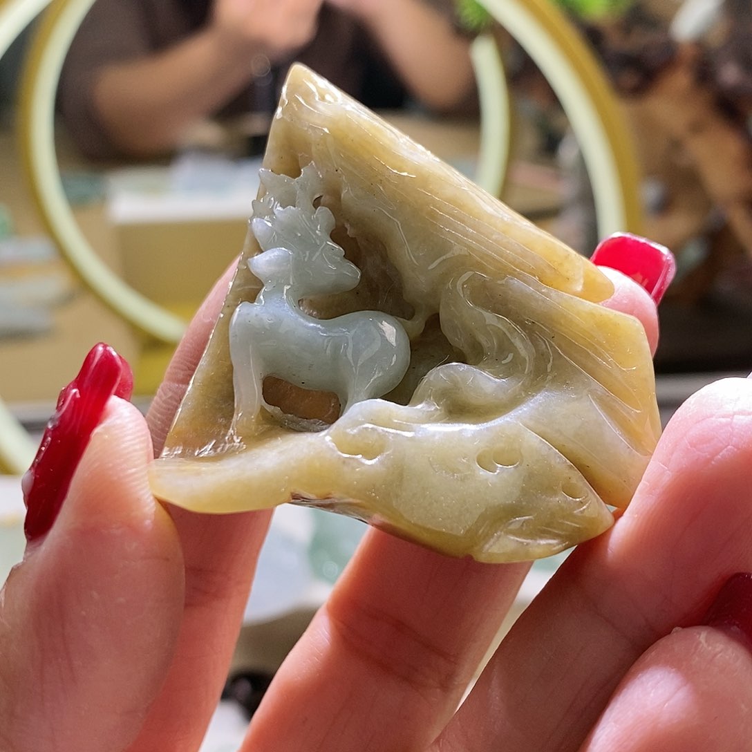 【闪购商品】翡翠颈饰未镶嵌鹿