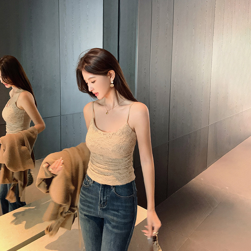 林关关【纯欲缪斯】法式蕾丝含胸垫吊带背心