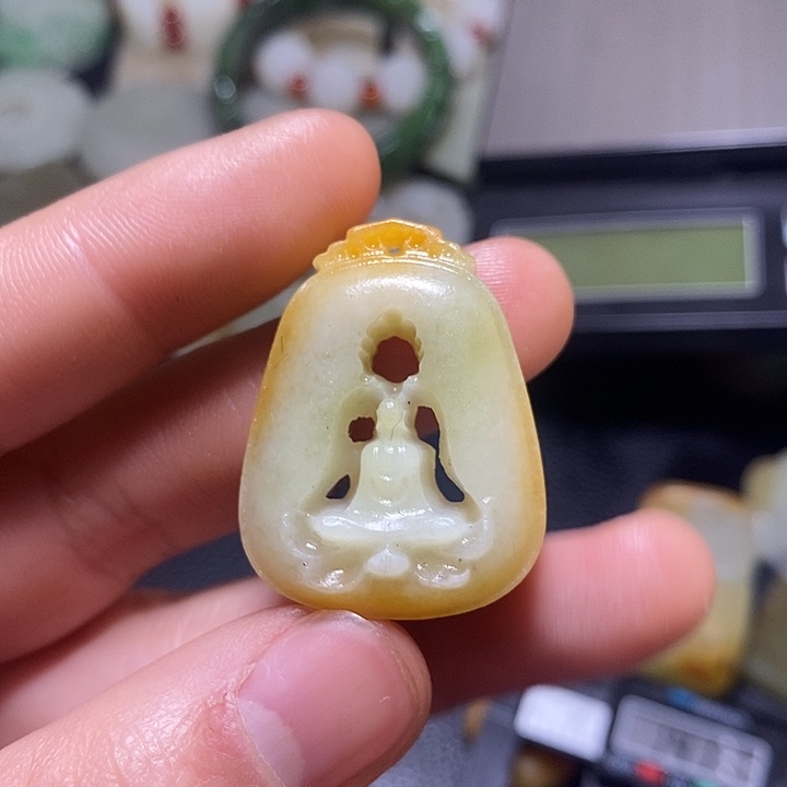 和田玉（糖玉）未镶嵌颈饰