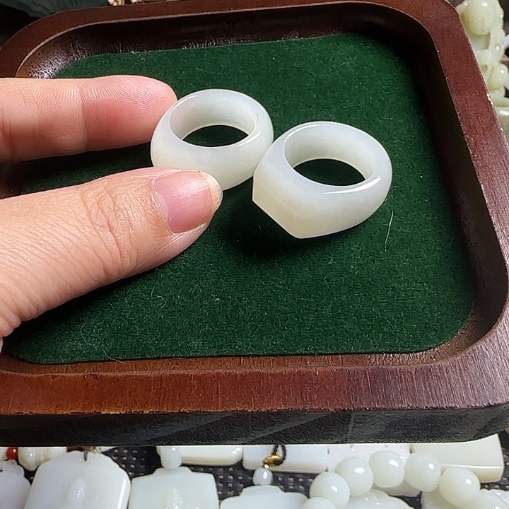 优***享瓷片新号开播挂件一个