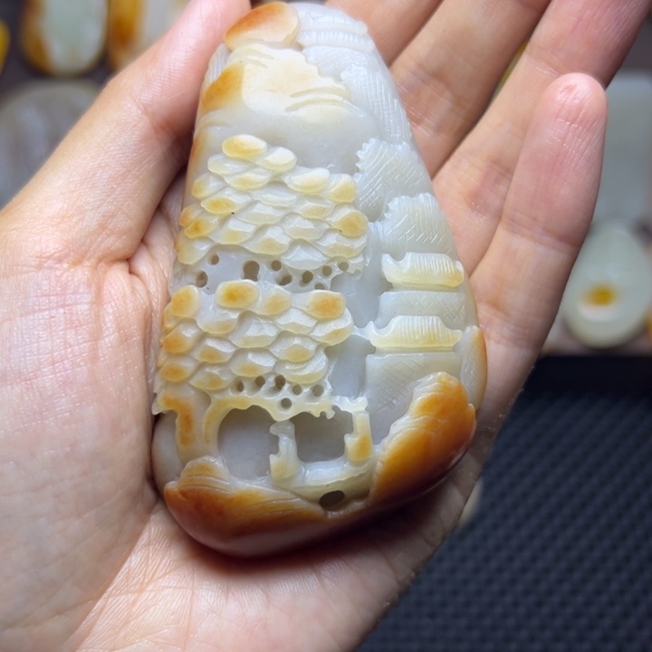 颈饰未镶嵌和田玉