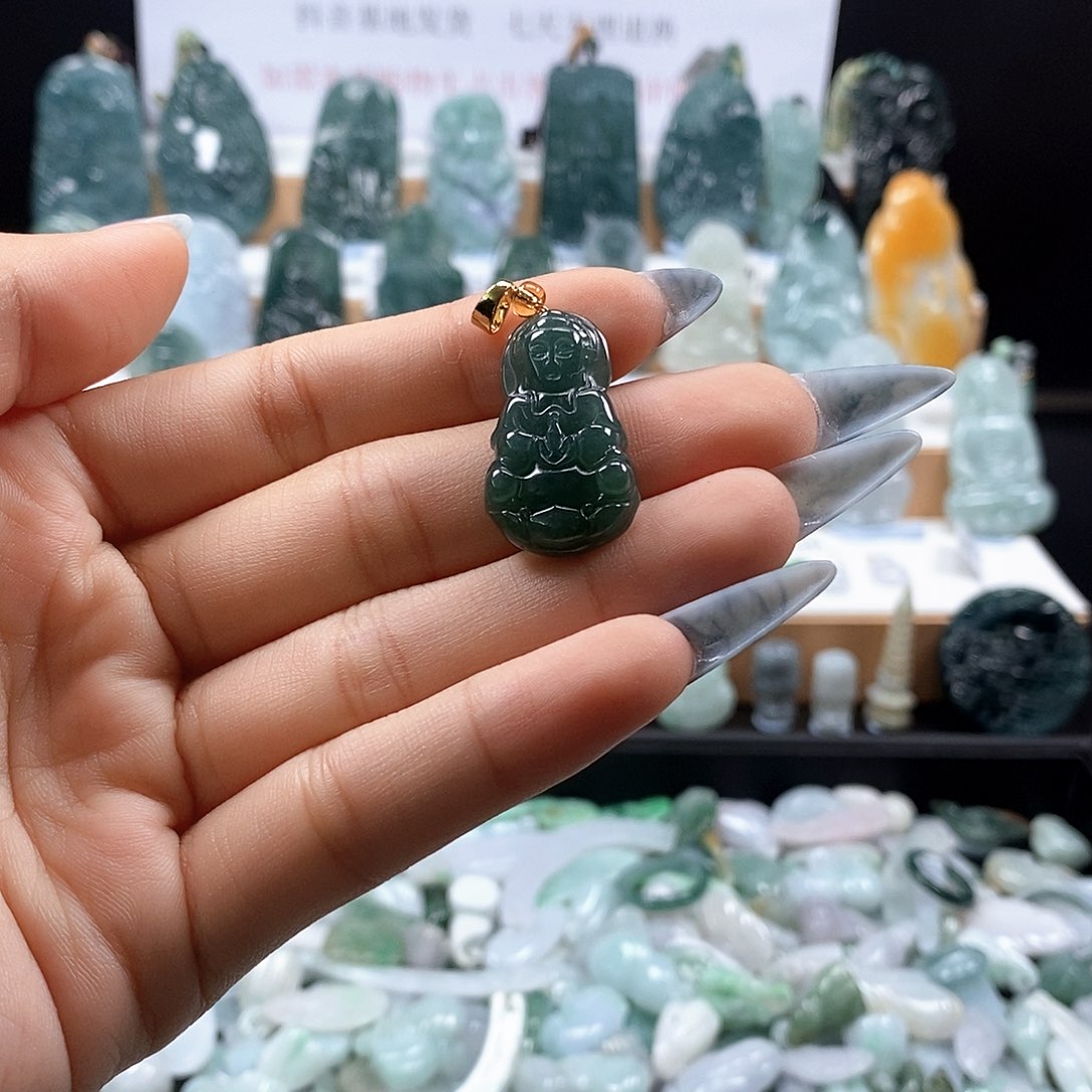 翡翠未镶嵌吊坠(不含链)84观音吊坠