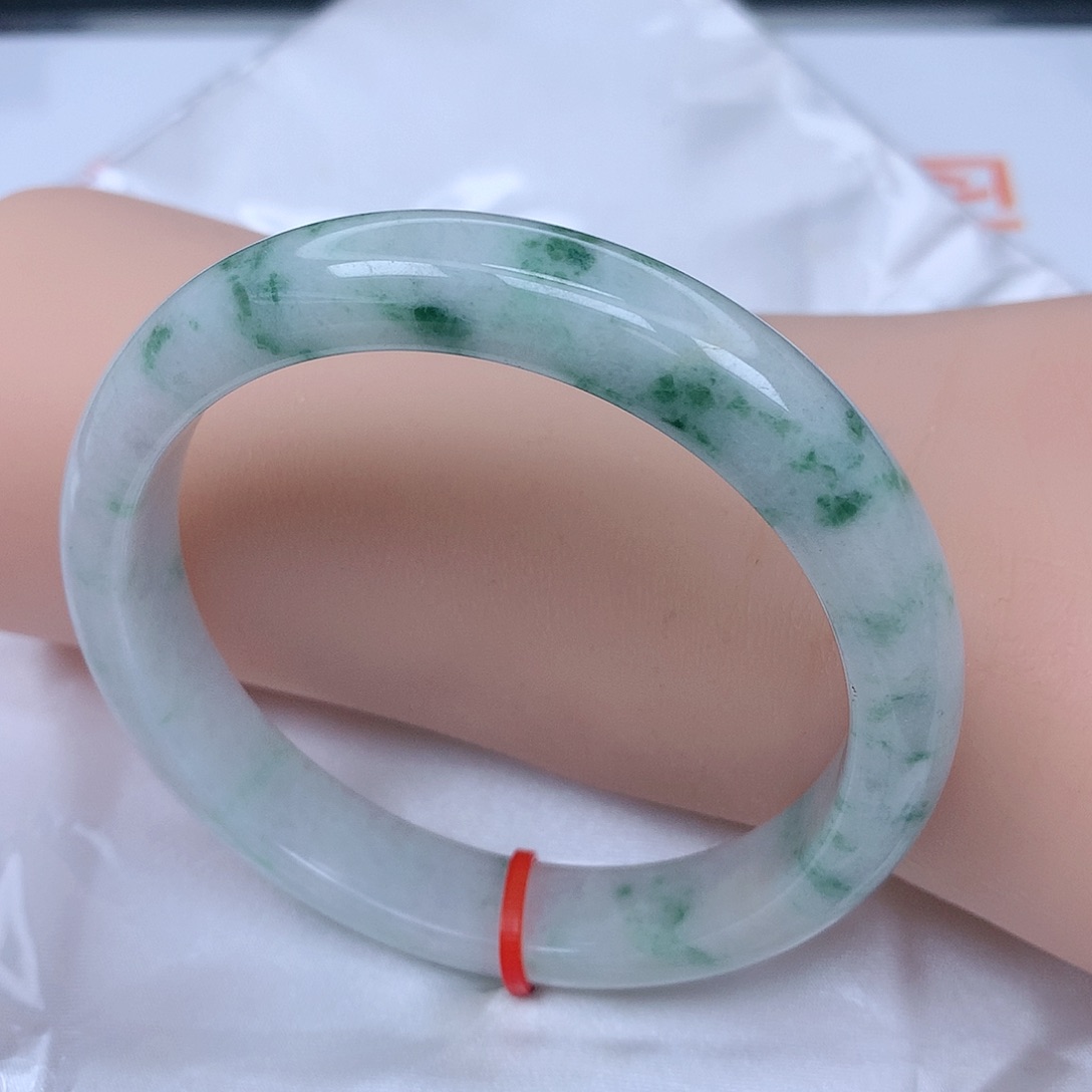 【闪购商品】未镶嵌手镯翡翠，57