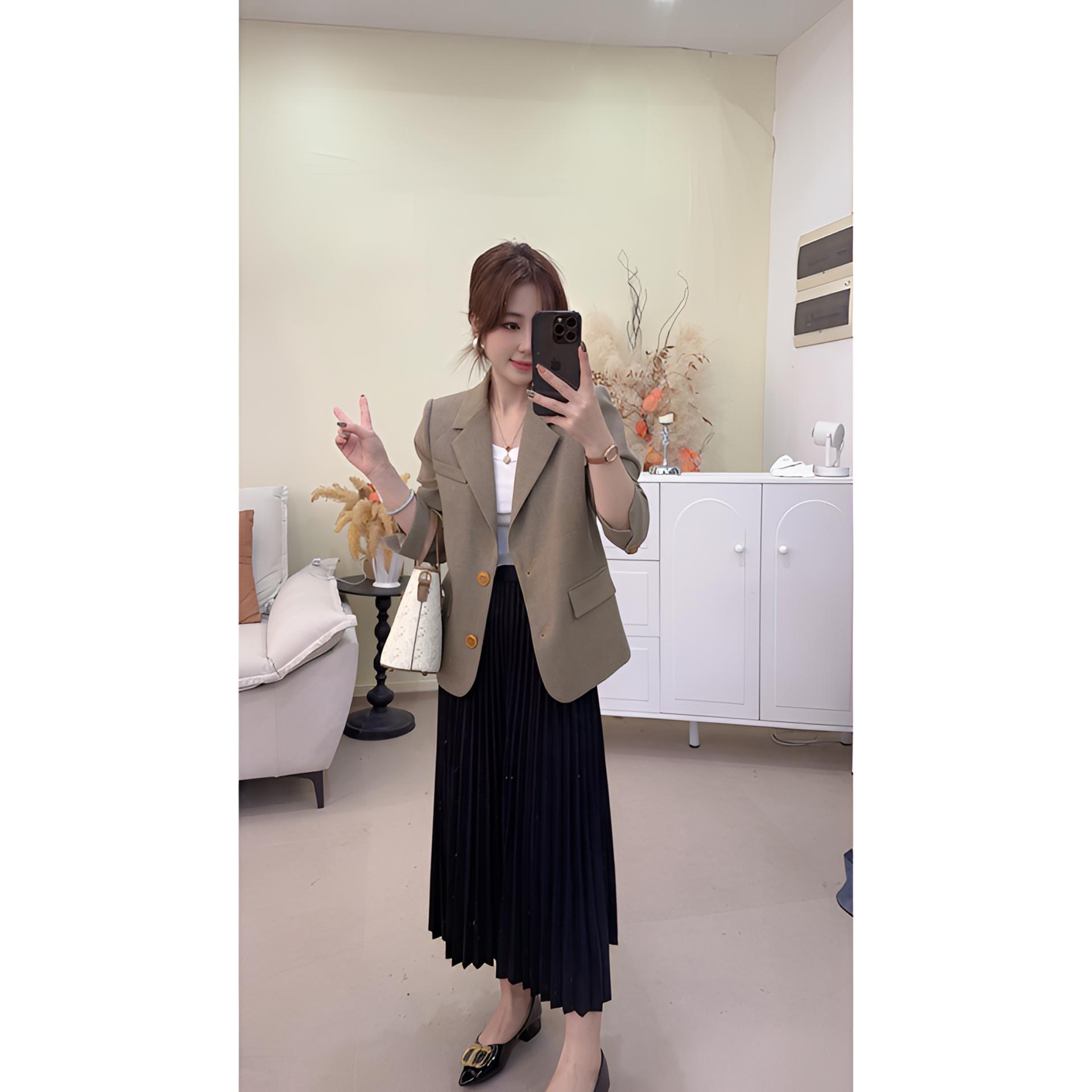 奈奈妮【暮光】黑色百褶裙女2025新款轻奢网红春秋显瘦百搭6106