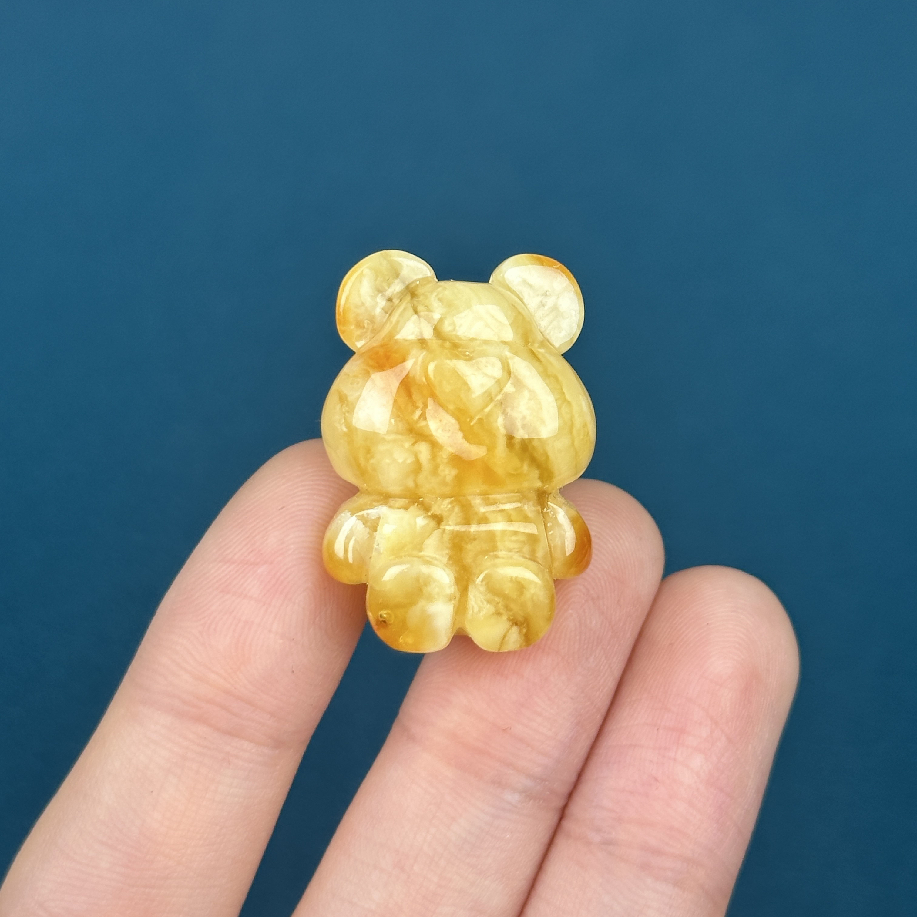 D7218天然蜜蜡 瑕疵特价小熊 21*30*14mm支持复检假一罚十