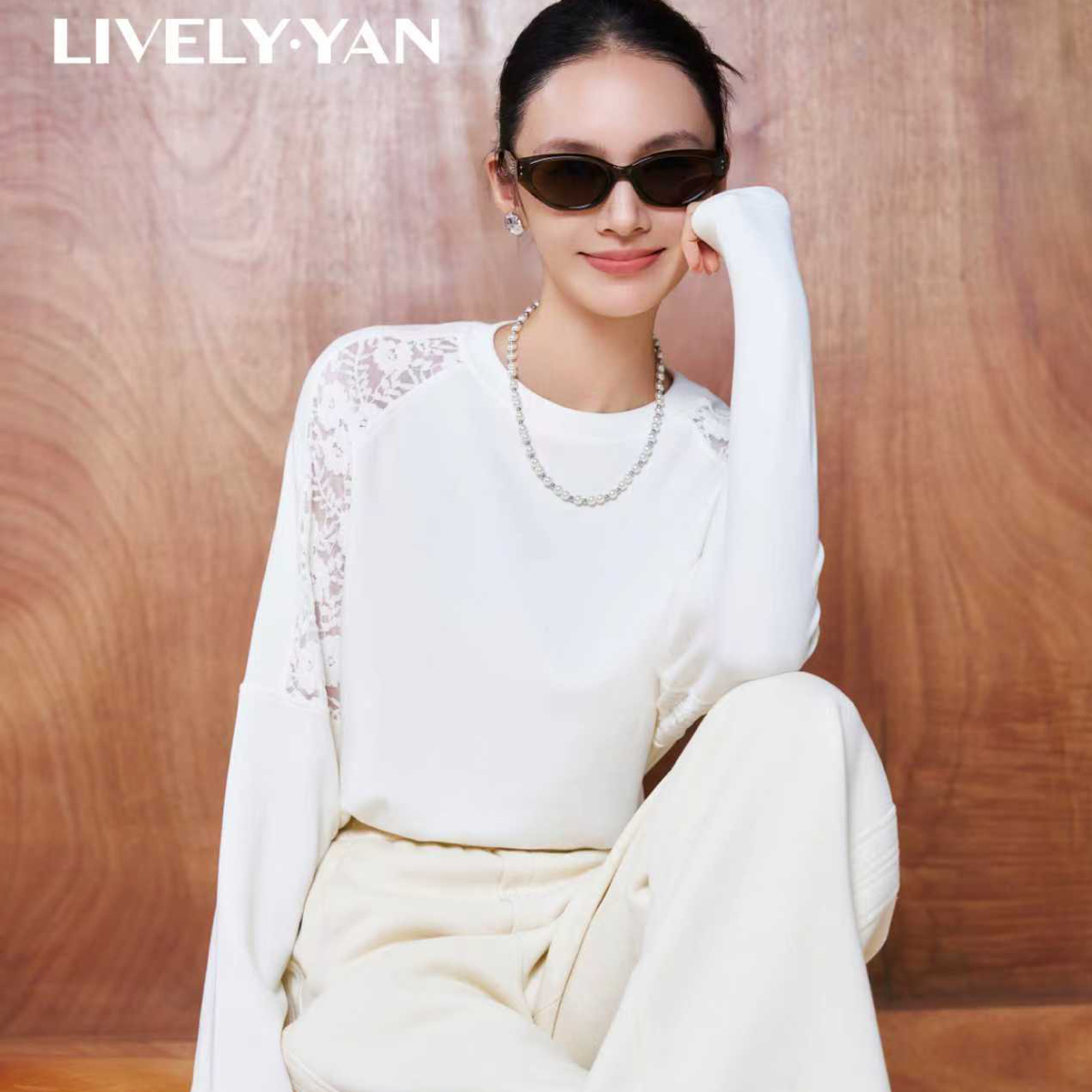俪妍【LIVELY·YAN】早冬款加绒上衣37950