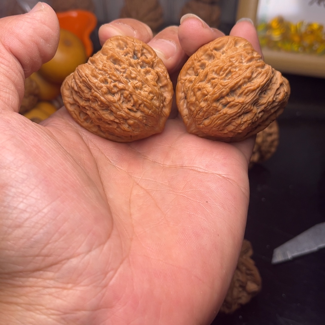 文玩核桃把件41绣球