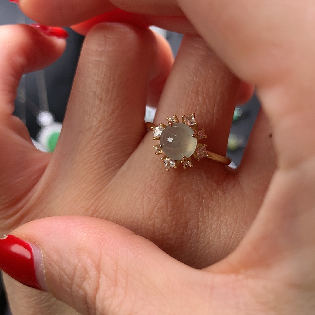 翡翠颈饰银S925镶嵌戒指