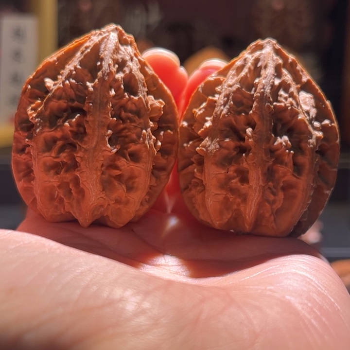 匠***美文玩核桃吊坠凹底奶嘴塔73