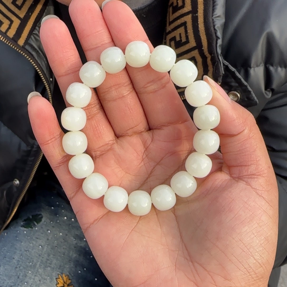 和田玉手串未镶嵌