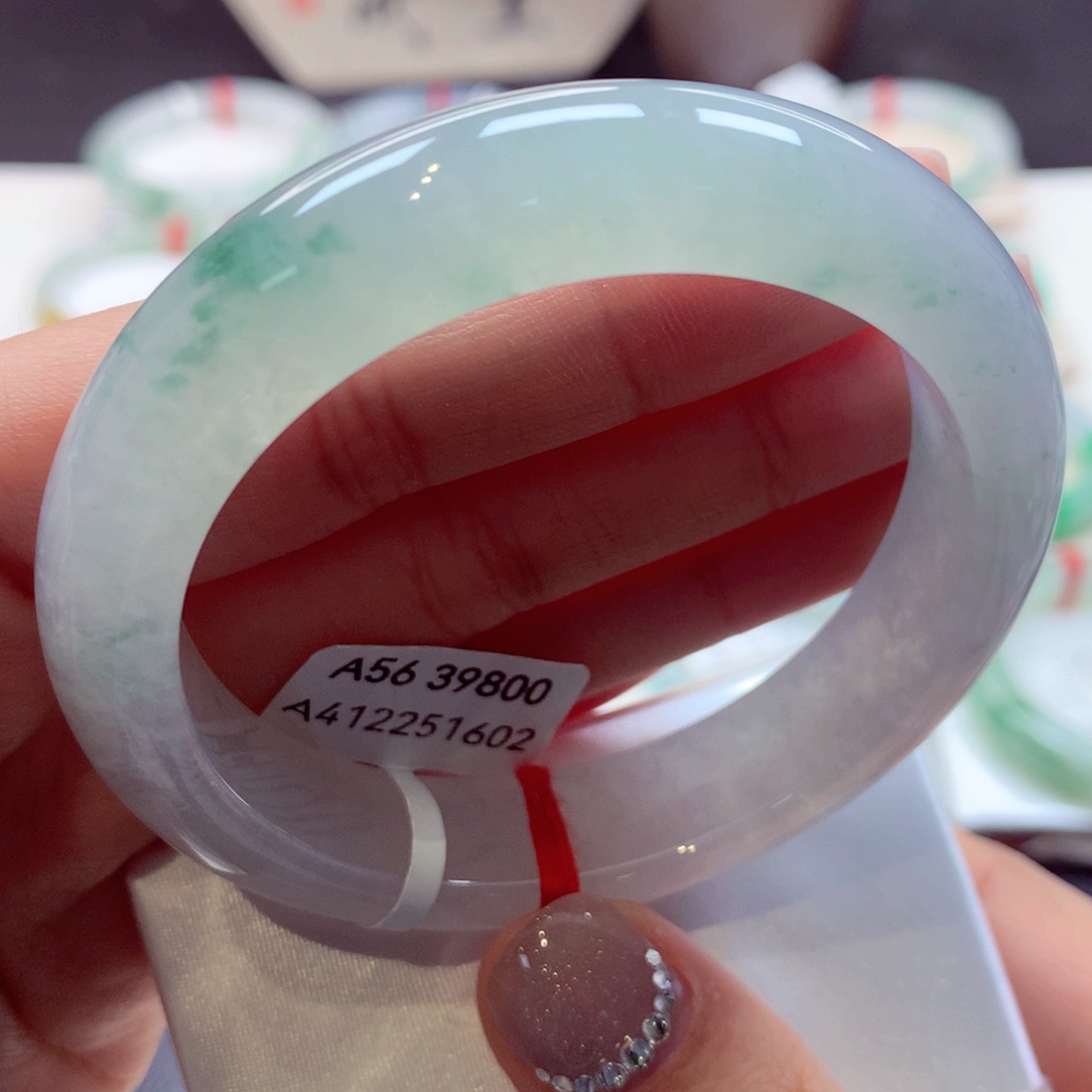 翡翠手镯未镶嵌47正圈77