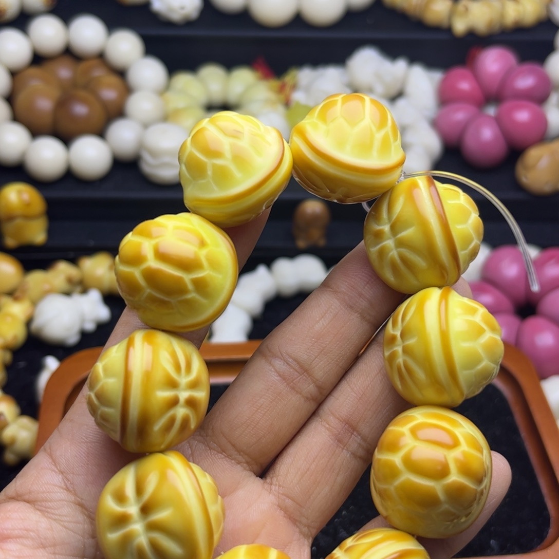 菩提根/象牙果吊坠大瑕