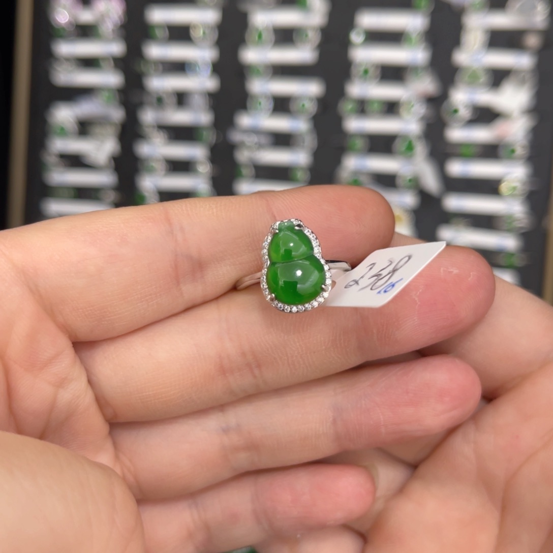 翡翠戒指银S925镶嵌陌**开翡翠戒指