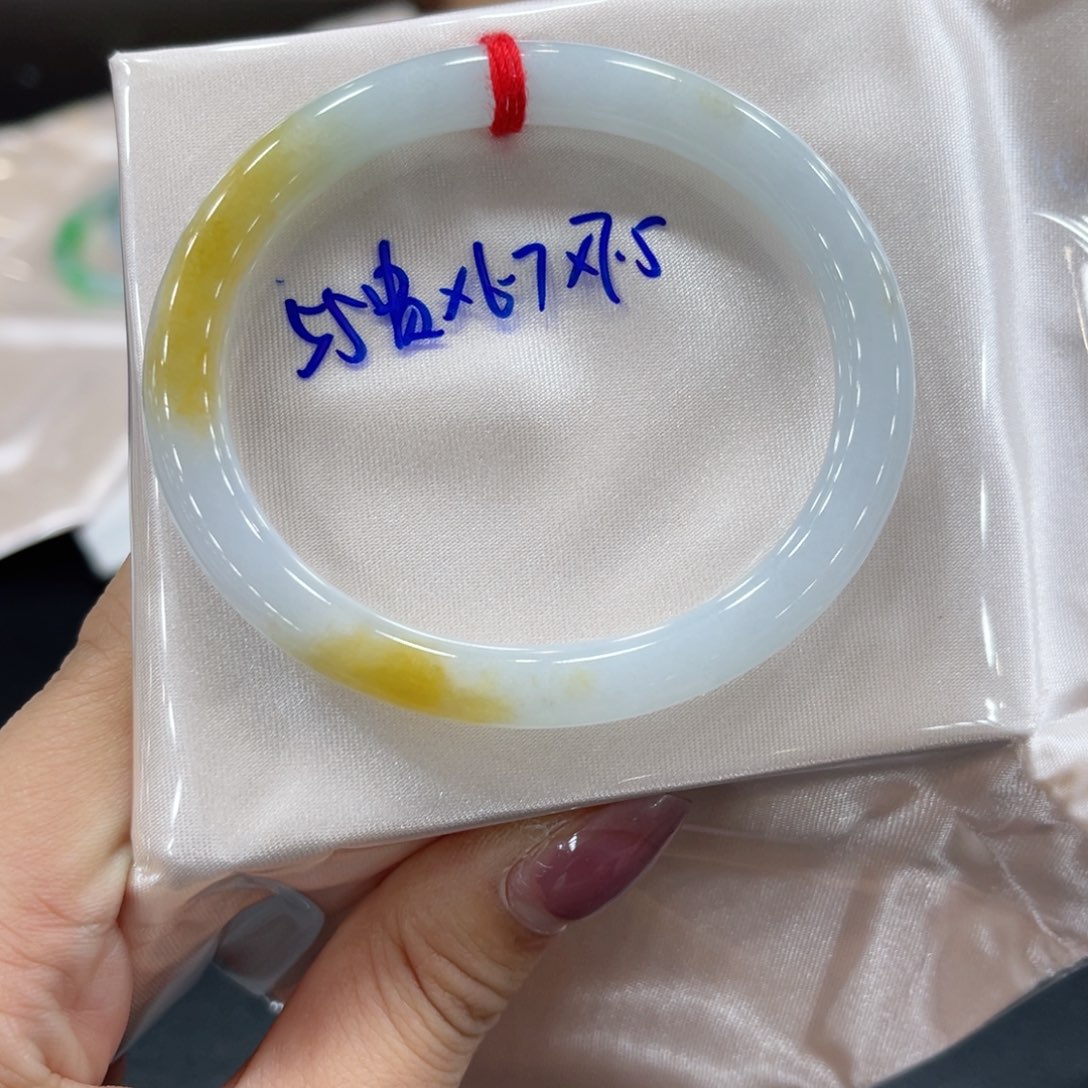 未镶嵌手镯翡翠翡翠