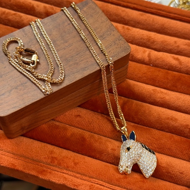 铜合金项链 iLaruN满钻马像个性大气项链百搭毛衣链欧美