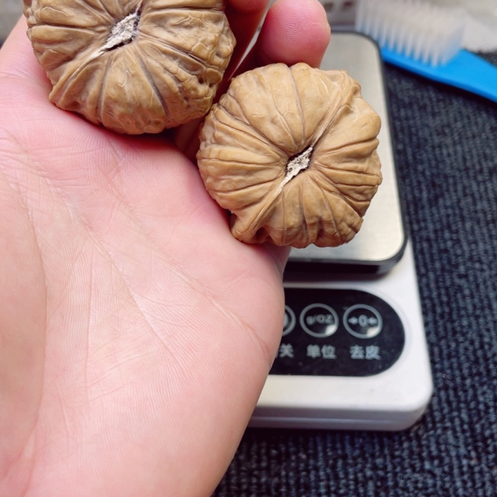 小***猴文玩核桃吊坠南瓜