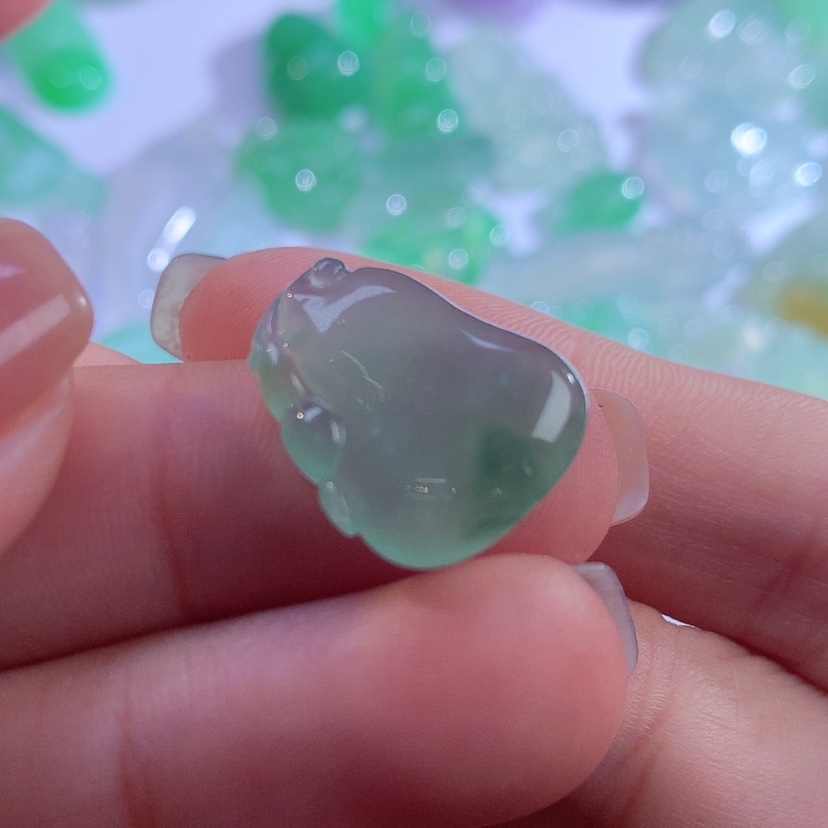 【闪购商品】翡翠颈饰未镶嵌缅甸