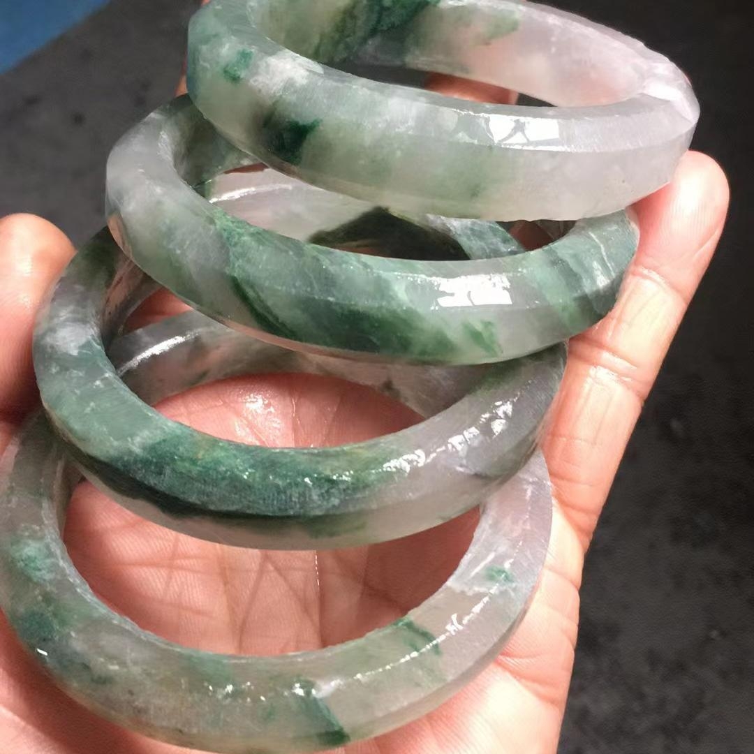 定制女士非洲翠石英岩质玉时尚百搭水润透亮多样性发货拍一发一