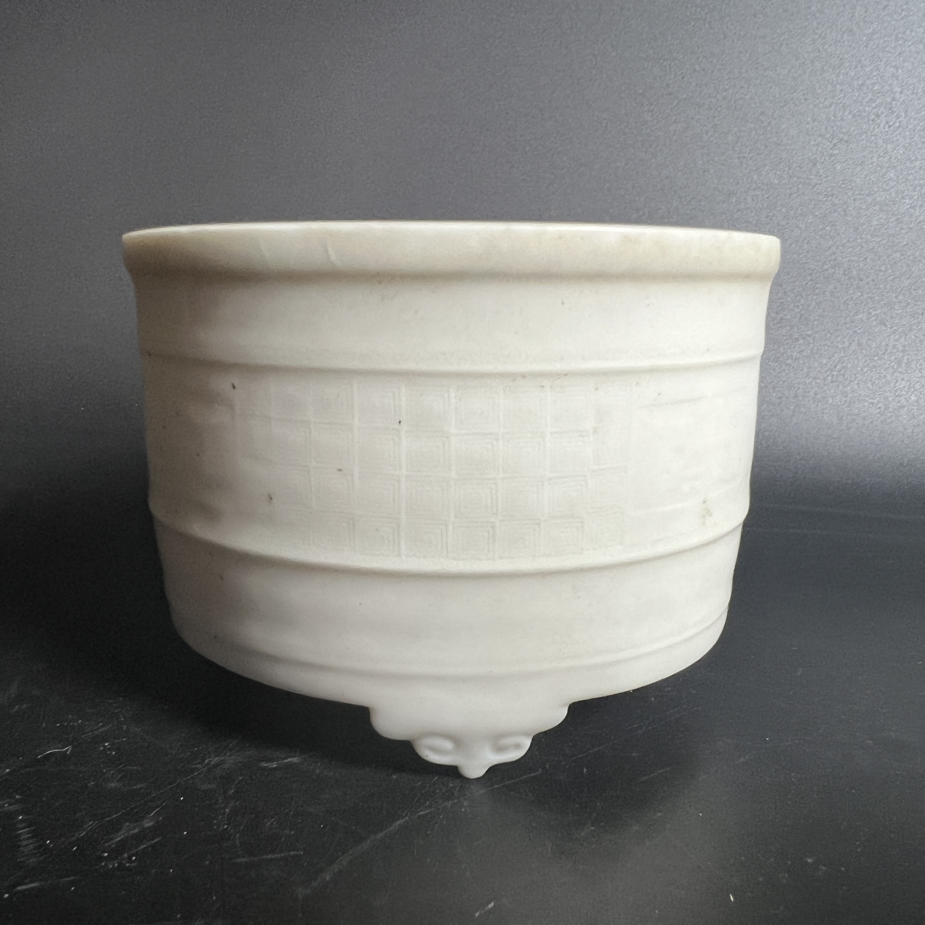 TC 01132-6 80-90年代 德化暗刻回文筒形炉