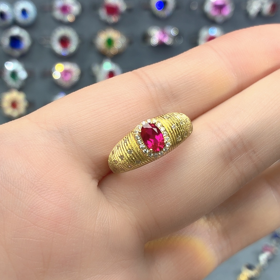 925银培育卢比莱色宝石