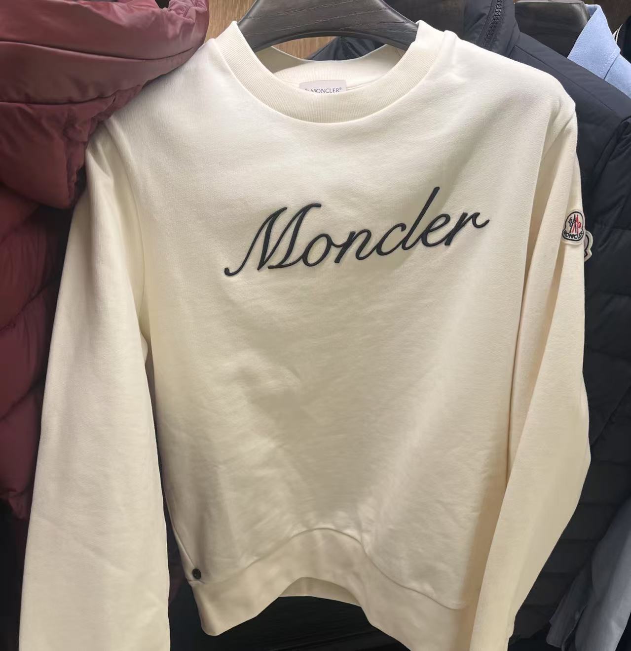 全新未使用 MONCLER 盟可睐蒙口/GG/男士felpa米白色卫衣