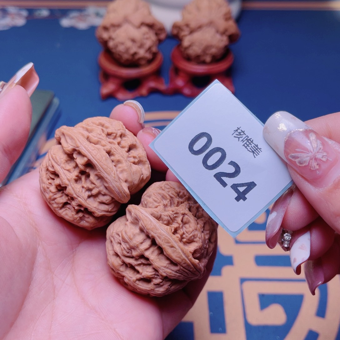 文玩核桃把件粗筋0024