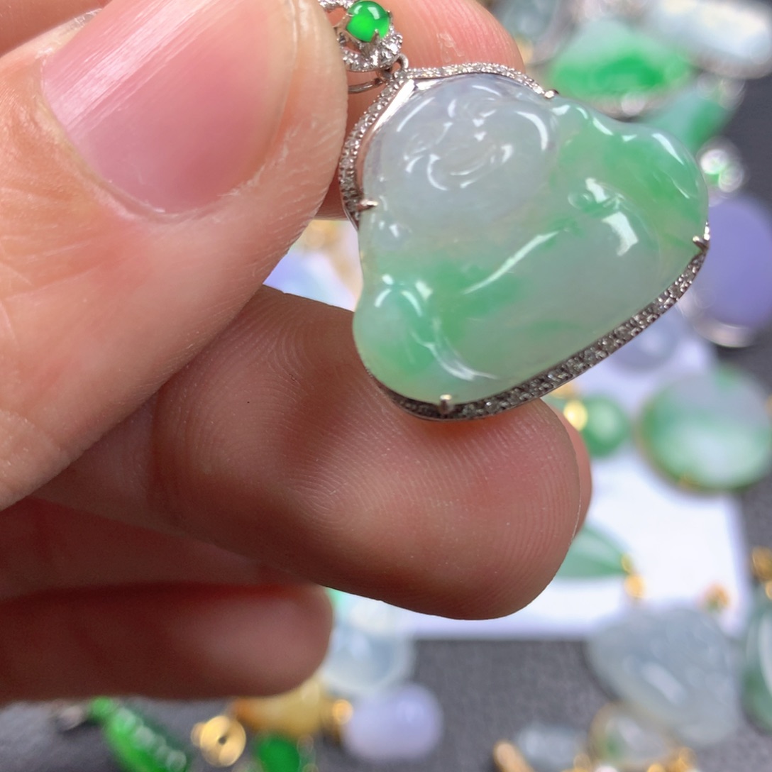 【闪购商品】翡翠颈饰18K金镶嵌翡翠