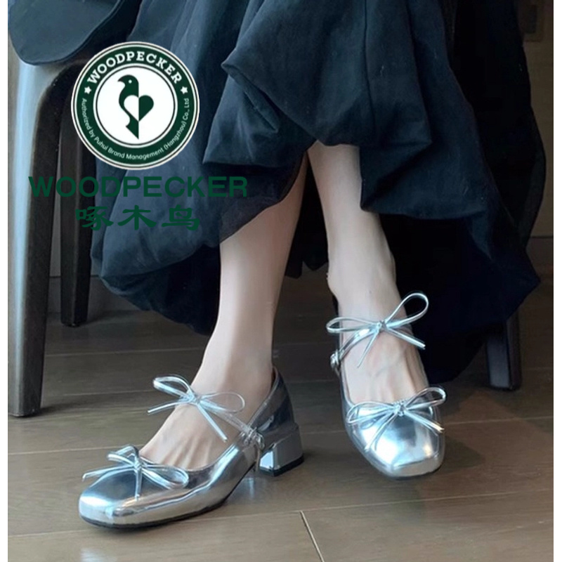 啄木鸟银色玛丽珍鞋女2025方头蝴蝶结一字带仙女风配裙子粗跟单鞋